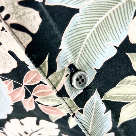COOKE STREET - HONOLULU |🌴Palm Leaves Tropical Print Hawaiian Button-Up Shirt - Picture 5 of 8